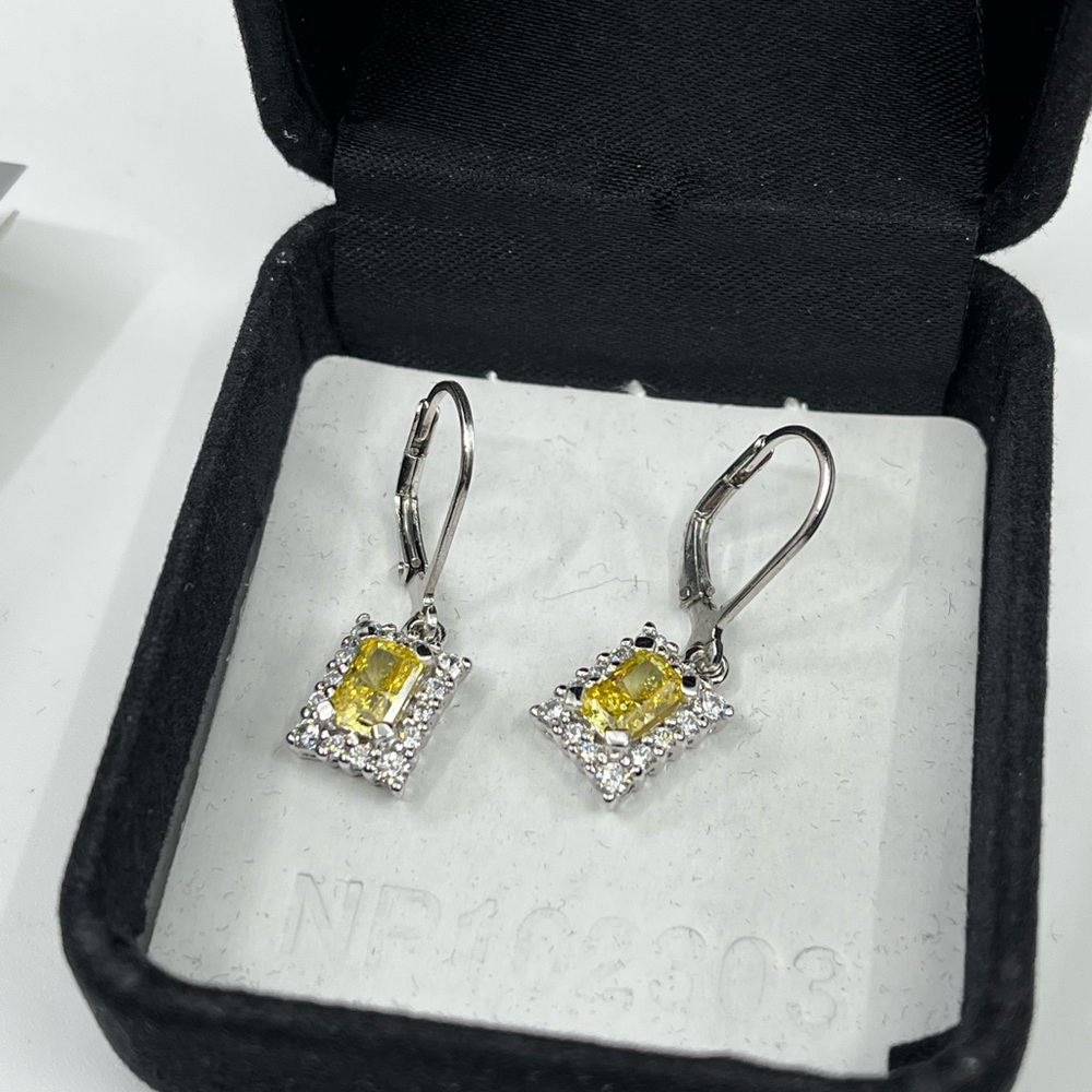Epiphany Diamonique Yellow Stone Lever-Back Earrings – Vintage Sparkling Beauty - Picture 10 of 16